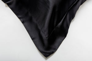 Oxford Mulberry Silk Pillowcase: Black - Artem Luxe