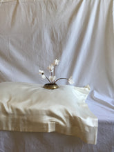 Load image into Gallery viewer, Oxford Mulberry Silk Pillowcase: Pearl - Artem Luxe